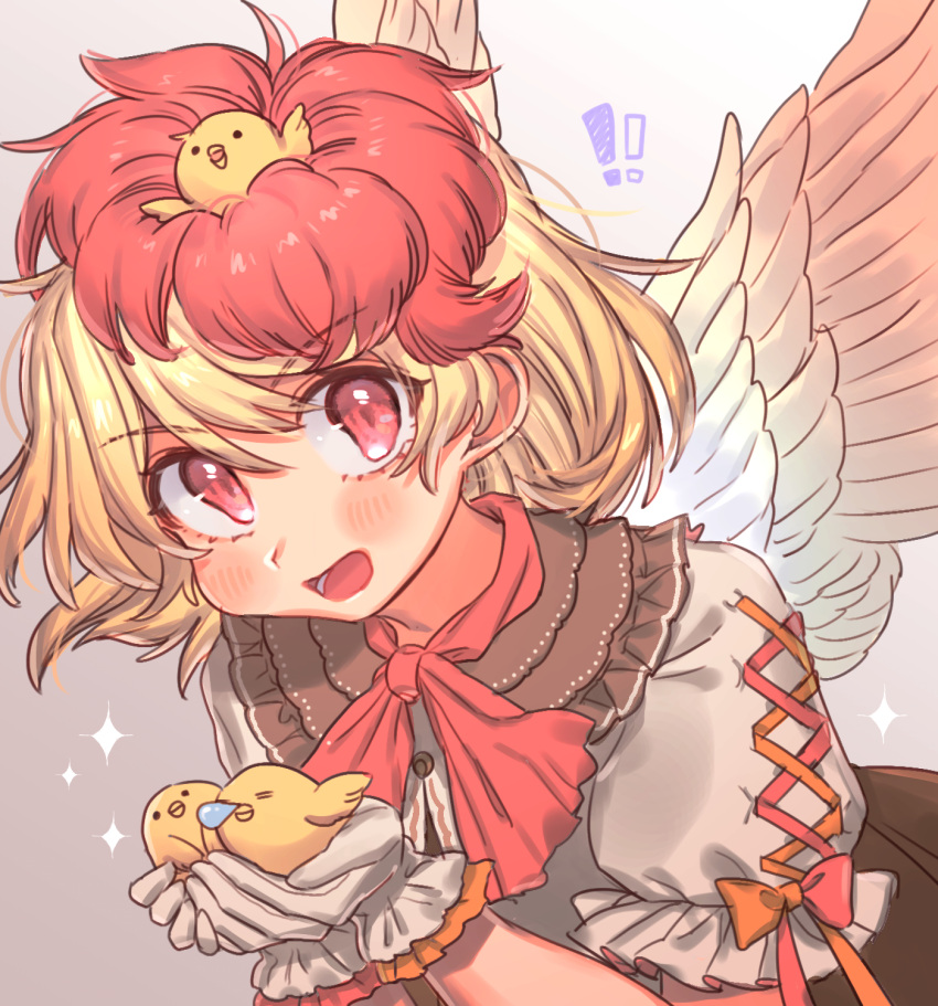 !! 1girl :d animal animal_on_head bangs bird blonde_hair blush chick commentary_request eyebrows_visible_through_hair feathered_wings frilled_shirt_collar frills gloves grey_background hair_between_eyes highres holding holding_animal looking_at_viewer masanaga_(tsukasa) multicolored_hair niwatari_kutaka on_head open_mouth puffy_short_sleeves puffy_sleeves red_eyes redhead shirt short_hair short_sleeves smile sparkle touhou two-tone_hair upper_body white_gloves white_shirt wings