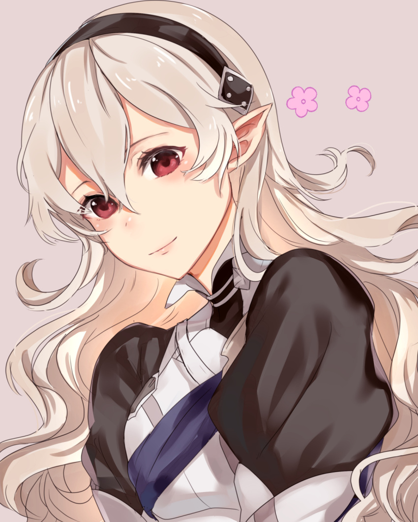 1girl armor black_hairband closed_mouth corrin_(fire_emblem) corrin_(fire_emblem)_(female) fire_emblem fire_emblem_fates hairband haru_(nakajou-28) highres long_hair pointy_ears red_eyes simple_background smile solo upper_body white_hair