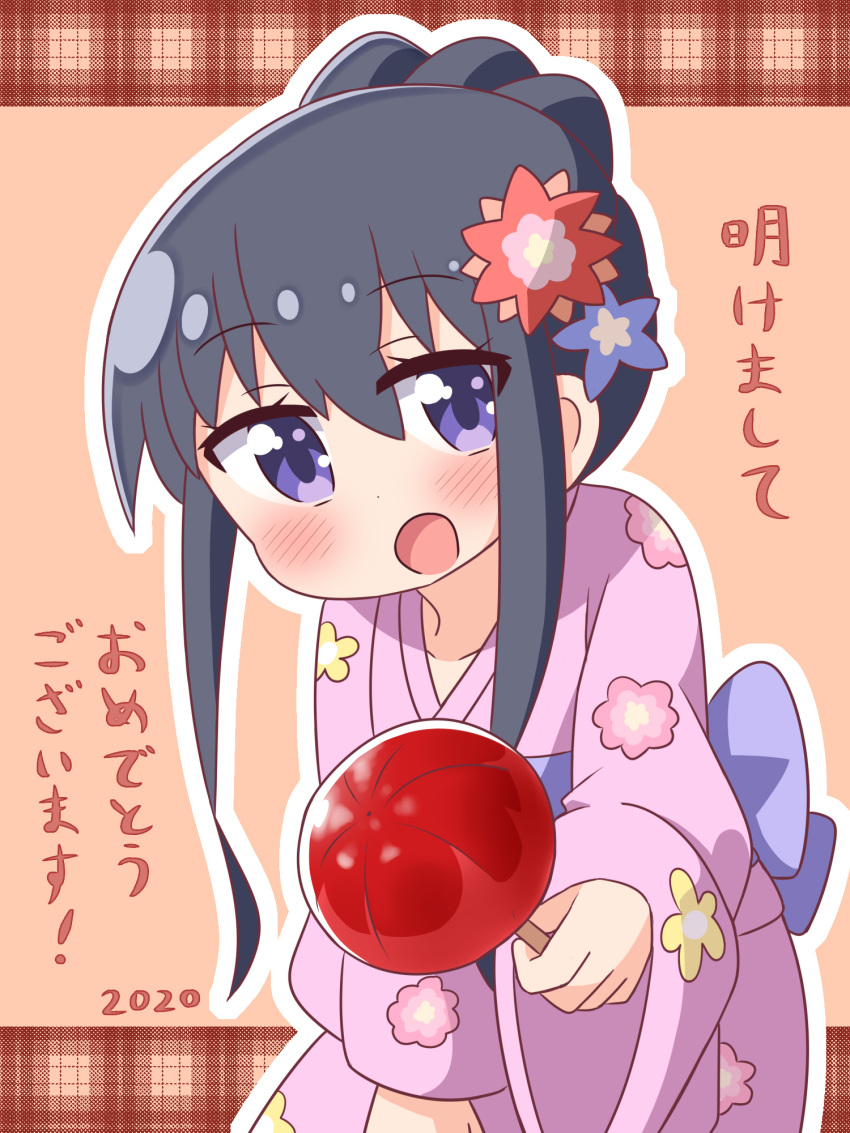 1girl 2020 :d bangs black_hair blue_bow blue_flower blush bow brown_background candy_apple commentary_request eyebrows_visible_through_hair floral_print flower food hair_between_eyes hair_flower hair_ornament hana_kazari highres holding holding_food japanese_clothes kimono leaning_forward long_sleeves looking_at_viewer obi open_mouth outline pink_kimono print_kimono red_flower sash shirosaki_hana sidelocks sleeves_past_wrists smile solo translated violet_eyes watashi_ni_tenshi_ga_maiorita! white_outline wide_sleeves