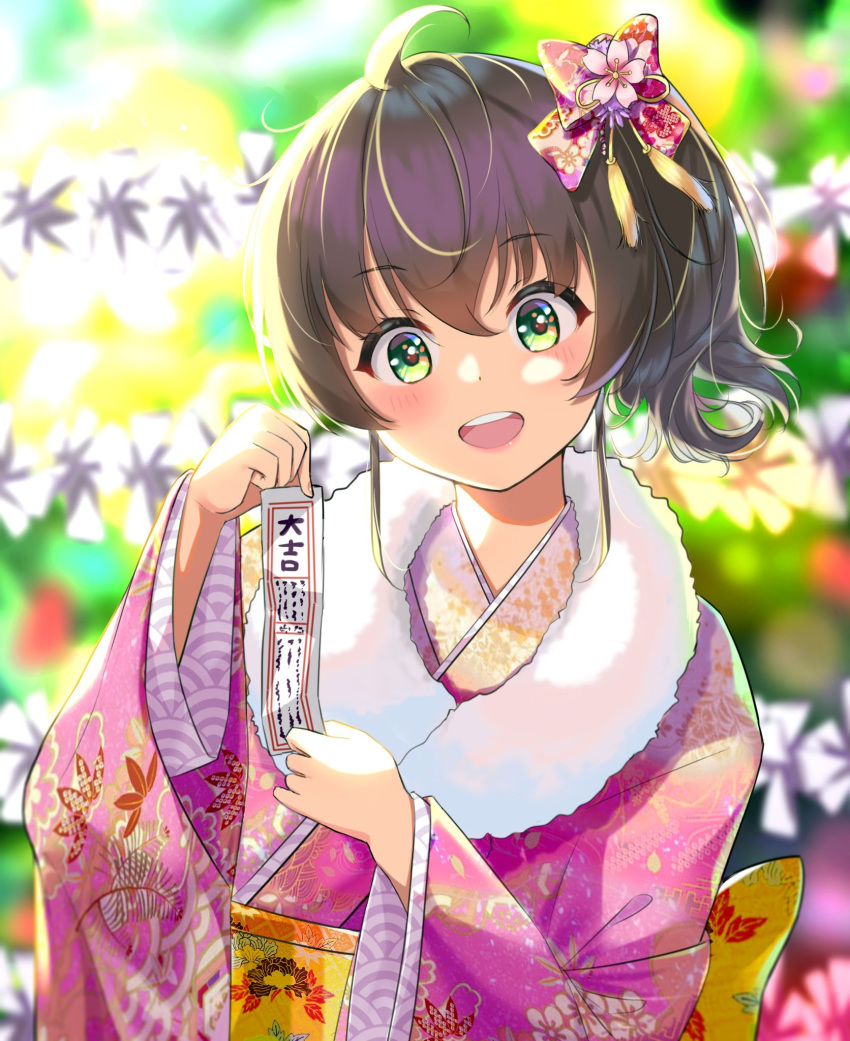 1girl akinatsu_meguru blue_eyes blurry blurry_background brown_hair commentary_request flower hair_ornament highres hololive japanese_clothes kimono looking_at_viewer natsuiro_matsuri open_mouth short_hair_with_long_locks side_ponytail solo virtual_youtuber