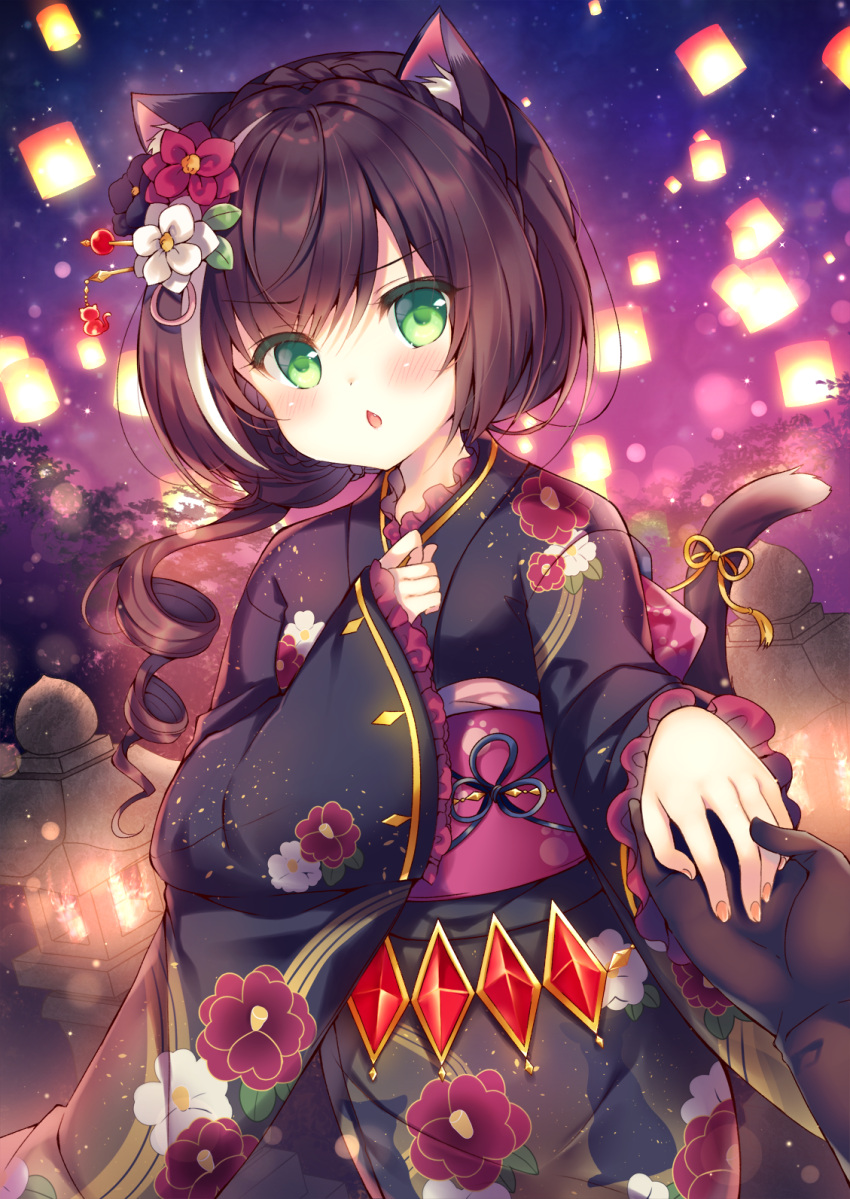 1girl animal_ear_fluff animal_ears bangs black_gloves black_hair black_kimono blush braid cat_ears cat_girl cat_tail chestnut_mouth eyebrows_visible_through_hair fang fingernails floral_print flower frilled_sleeves frills gloves green_eyes hair_between_eyes hair_flower hair_ornament hatsumoude highres japanese_clothes kimono kyaru_(princess_connect) lantern long_hair long_sleeves looking_at_viewer multicolored_hair night night_sky obi out_of_frame outdoors parted_lips princess_connect! princess_connect!_re:dive print_kimono red_flower ribbon ringlets sash sky sleeves_past_wrists solo_focus star_(sky) starry_sky streaked_hair suzunone_rena tail tail_raised tail_ribbon textless white_flower white_hair wide_sleeves yellow_ribbon
