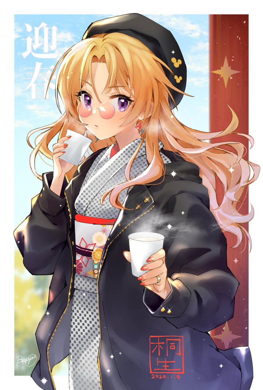 1girl absurdres bangs beret black_jacket blonde_hair checkered checkered_kimono clouds cloudy_sky cup dated day disposable_cup earrings eyebrows_visible_through_hair eyelashes glasses hat highres holding holding_cup hood hood_down hooded_jacket idolmaster idolmaster_cinderella_girls jacket japanese_clothes jewelry kakitsubata_zero kimono kiryuu_tsukasa_(idolmaster) long_hair long_sleeves looking_at_viewer obi outdoors outside_border parted_bangs parted_lips red_nails round_eyewear sash signature sky solo tea tinted_eyewear triangle_earrings upper_body violet_eyes wavy_hair
