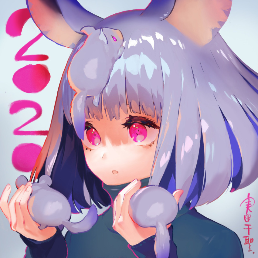 2020 animal animal_ears animal_on_head bangs blunt_bangs chinese_zodiac grey_background grey_hair highres holding holding_animal medium_hair mita_chisato mouse mouse_ears on_head open_mouth original pink_eyes pink_hair year_of_the_rat