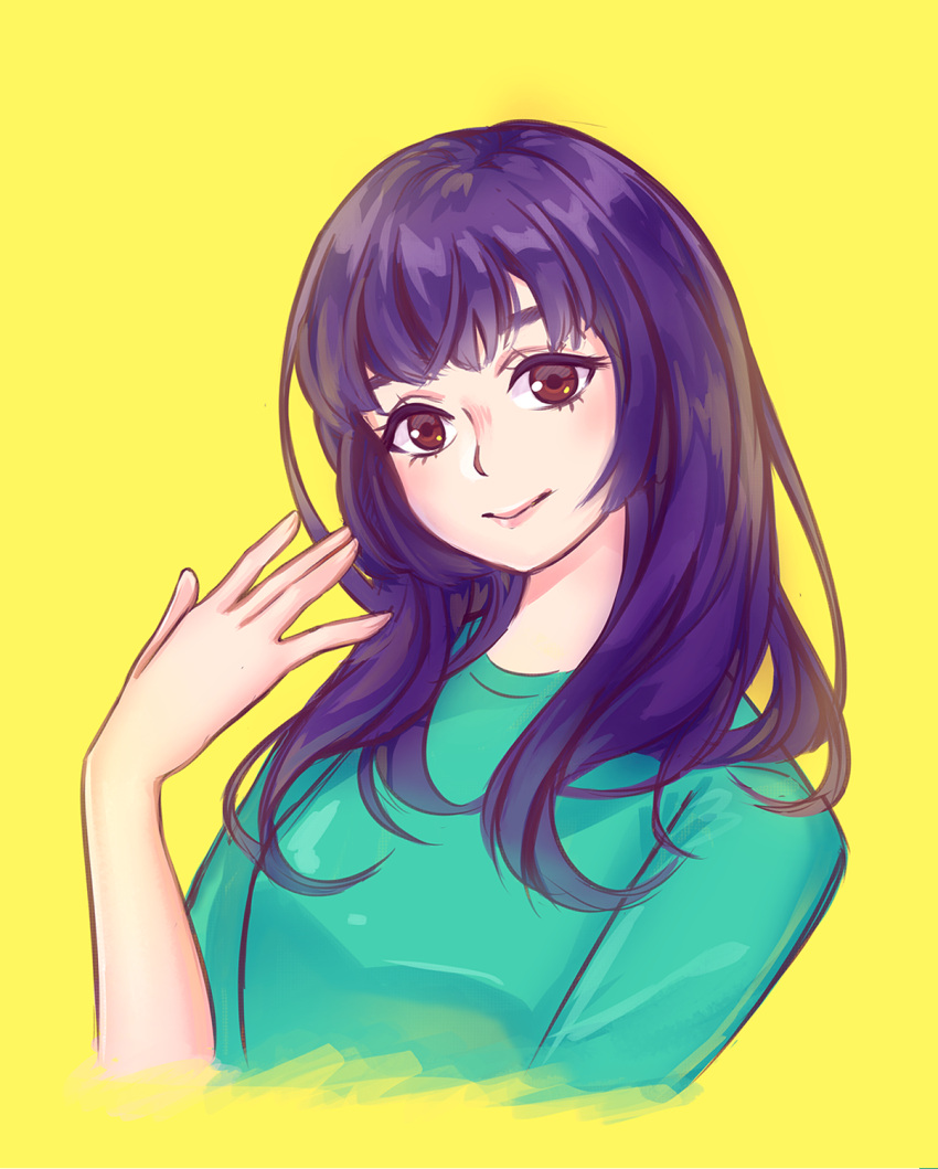 1elda1 1girl artist_self-insert bangs brown_eyes commentary_request cropped_torso english_commentary green_shirt hand_up head_tilt highres long_hair long_sleeves looking_at_viewer original partial_commentary pink_lips purple_hair shirt simple_background smile solo upper_body yellow_background