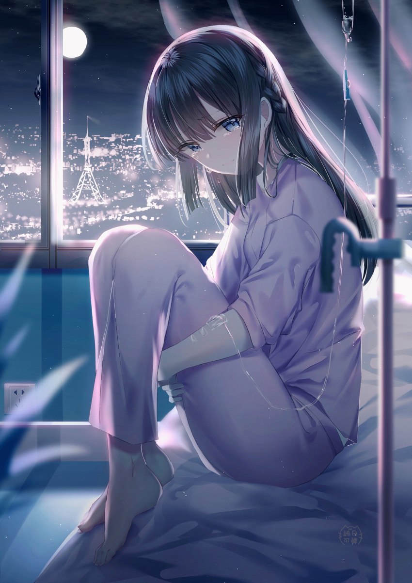1girl absurdres bangs barefoot bed_sheet black_hair blue_eyes braid closed_mouth commentary_request crying crying_with_eyes_open eiffel_tower eyebrows_visible_through_hair from_side full_body full_moon highres indoors junpaku_karen knees_up long_hair looking_at_viewer looking_to_the_side makinohara_shouko moon night night_sky on_bed pajamas seishun_buta_yarou short_sleeves side_braid signature sitting sky smile solo tears very_long_hair window