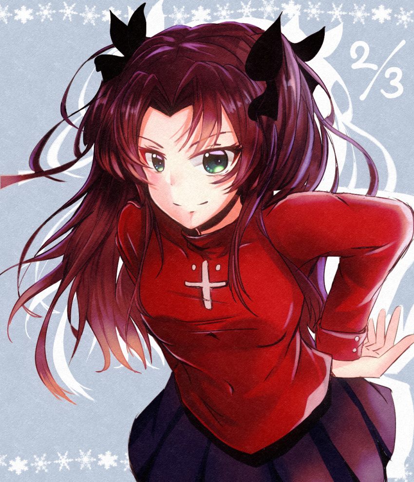1girl black_bow black_skirt bow breasts brown_hair closed_mouth covered_navel fate/stay_night fate_(series) green_eyes grey_background hair_bow hair_intakes hand_on_hip highres leaning_forward long_hair long_sleeves medium_breasts miniskirt pleated_skirt red_shirt shiny shiny_hair shirt skirt smile solo standing toosaka_rin toratora789 twintails