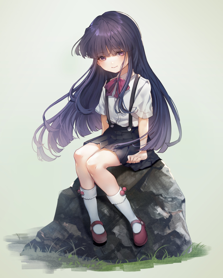 1girl absurdres black_hair black_skirt full_body furude_rika grey_background highres higurashi_no_naku_koro_ni kneehighs long_hair mary_janes pink_eyes red_footwear rize shirt shoes short_sleeves simple_background sitting skirt smile socks solo suspender_skirt suspenders white_legwear white_shirt