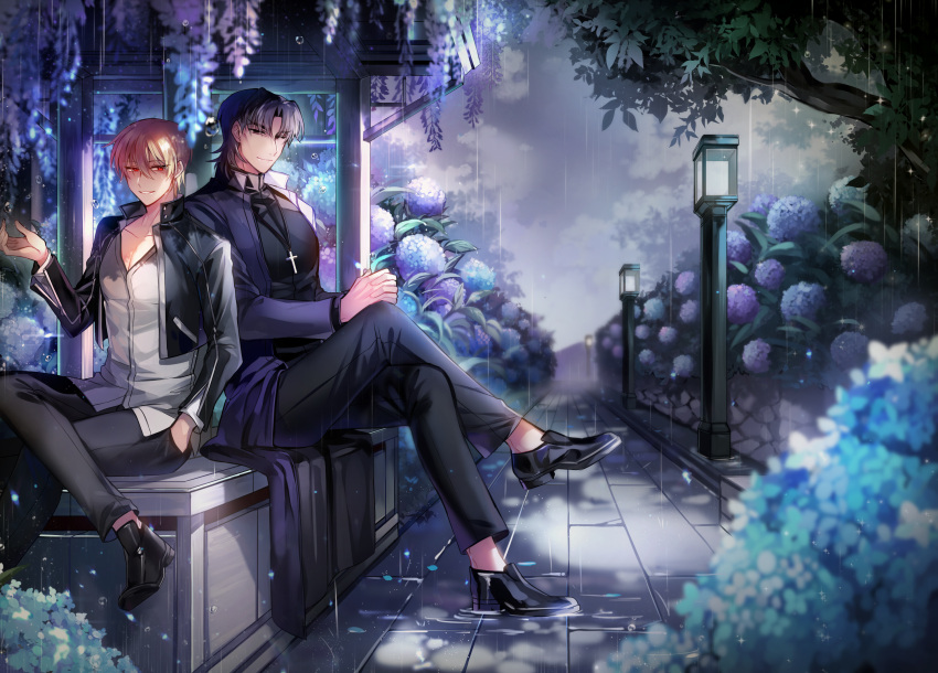 2boys bangs black_footwear black_hair black_jacket black_pants black_shirt blonde_hair blue_flower blurry blurry_foreground closed_mouth collarbone commentary_request cropped_jacket cross cross_necklace crossed_legs depth_of_field eyebrows_visible_through_hair fate/stay_night fate_(series) flower gilgamesh hair_between_eyes half-closed_eyes hands_clasped highres hydrangea jacket jewelry kotomine_kirei lamppost latin_cross long_sleeves looking_at_viewer male_focus multiple_boys necklace open_clothes open_jacket outdoors own_hands_together pants parted_bangs parted_lips purple_flower purple_jacket rain red_eyes rijjin shirt shoes sitting smile tree white_shirt