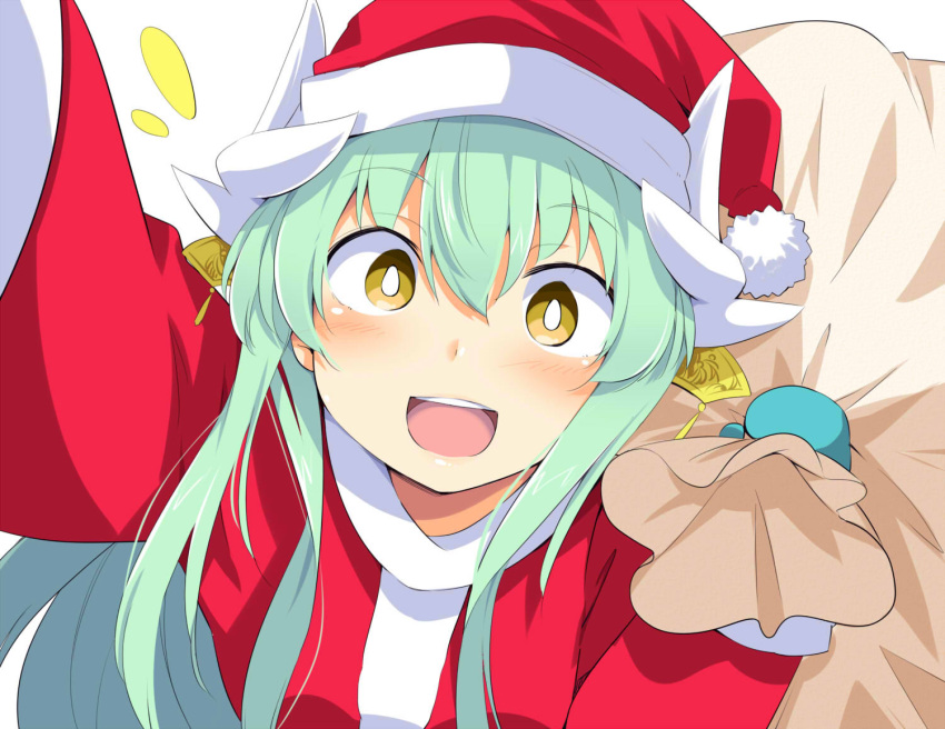 1girl bangs blush brown_eyes chata_maru_(irori_sabou) commentary_request dragon_horns eyebrows_visible_through_hair fate/grand_order fate_(series) green_hair hair_between_eyes hat horns kiyohime_(fate/grand_order) long_hair looking_at_viewer open_mouth red_headwear santa_costume santa_hat smile solo upper_teeth