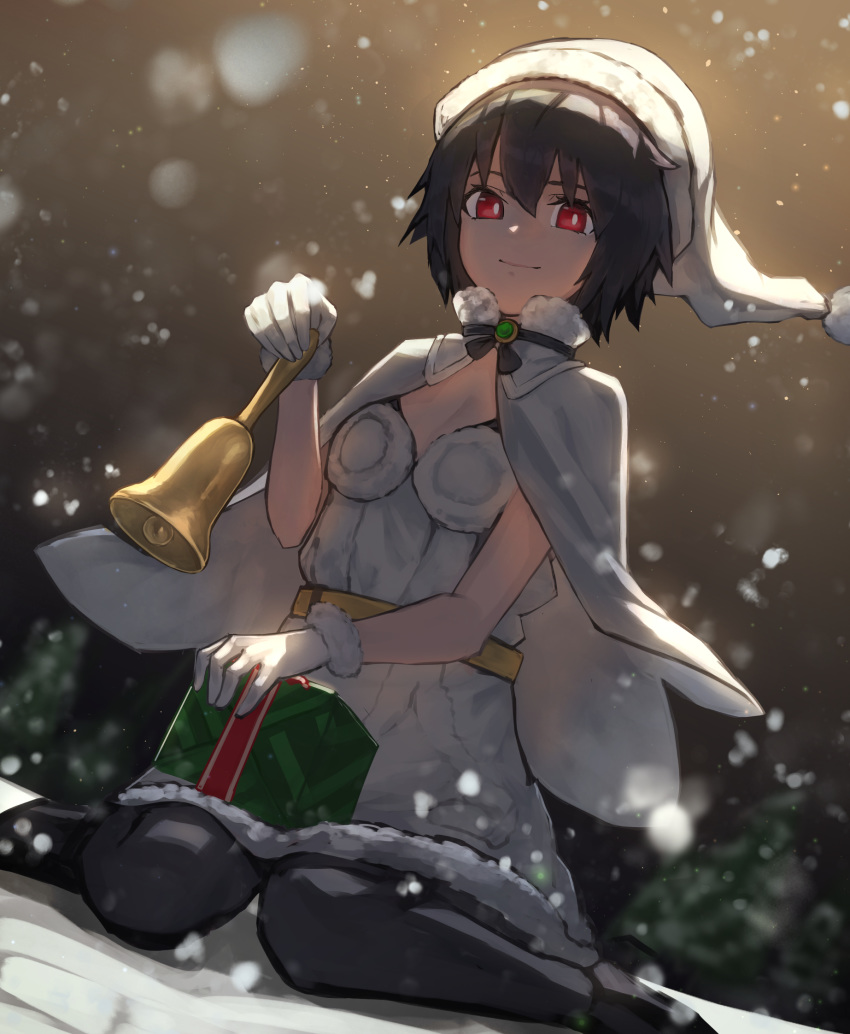1girl aito black_hair breasts christmas closed_mouth commentary_request fate/grand_order fate_(series) hat highres looking_at_viewer ortlinde_(fate/grand_order) pantyhose red_eyes ring_the_bell short_hair smile solo valkyrie_(fate/grand_order)