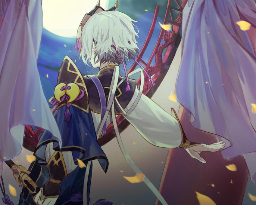 1boy chinese_armor chinese_clothes csyko fate/grand_order fate_(series) from_behind full_moon gao_changgong_(fate) highres horned_mask male_focus masked moon silver_hair solo window