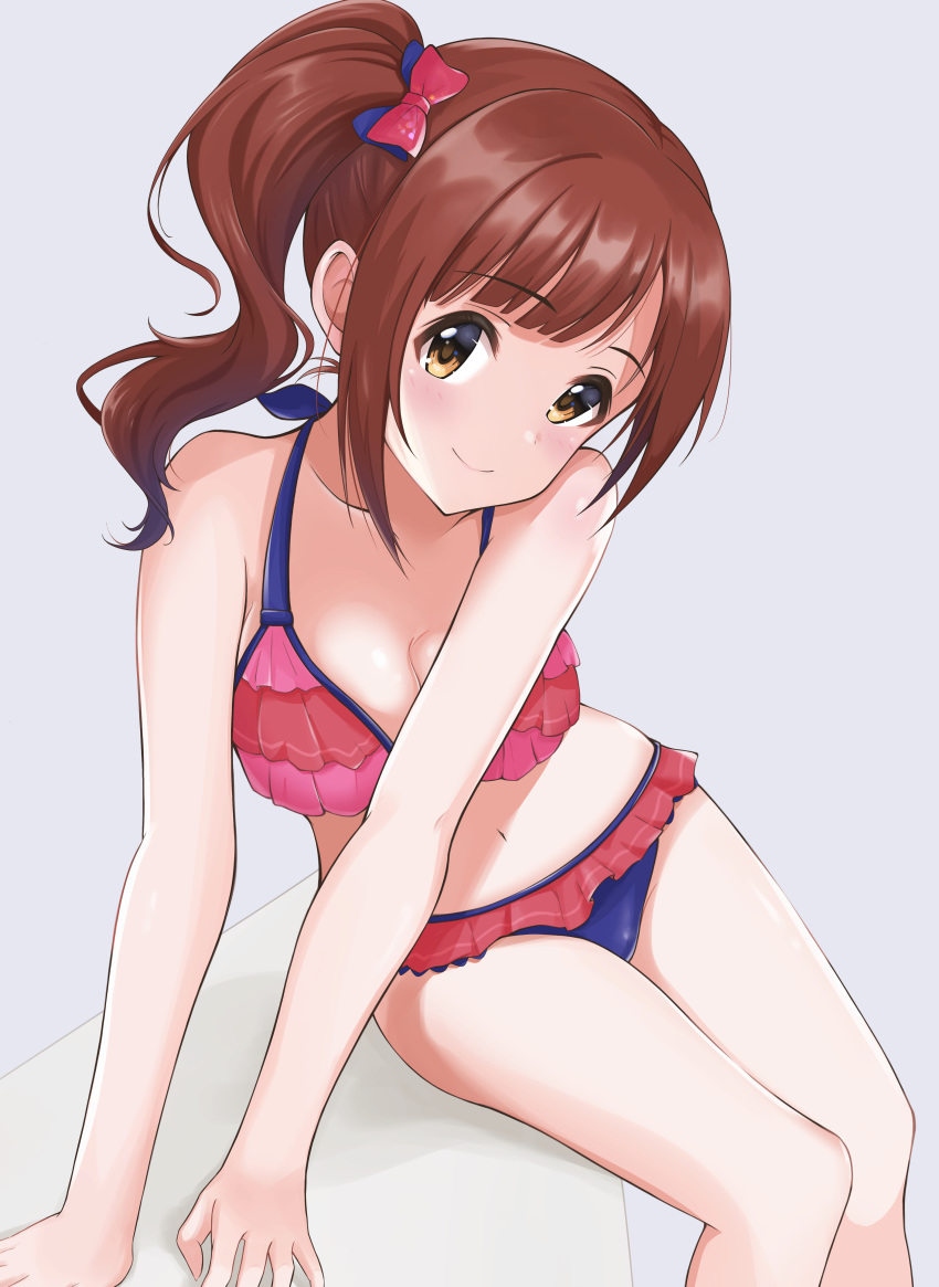 1girl absurdres bikini blue_bikini_bottom brown_eyes brown_hair commentary_request feet_out_of_frame frilled_bikini frills grey_background highres idolmaster idolmaster_cinderella_girls igarashi_kyouko long_hair looking_at_viewer mismatched_bikini oscar_08 red_bikini_top side_ponytail simple_background sitting smile solo swimsuit