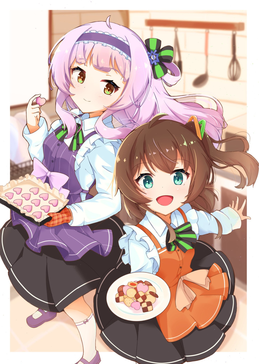 100ton250 2girls apron blue_eyes brown_hair commentary_request cookie food headband highres hololive kitchen lavender_hair long_hair looking_at_viewer multiple_girls murasaki_shion natsuiro_matsuri open_mouth plate virtual_youtuber yellow_eyes