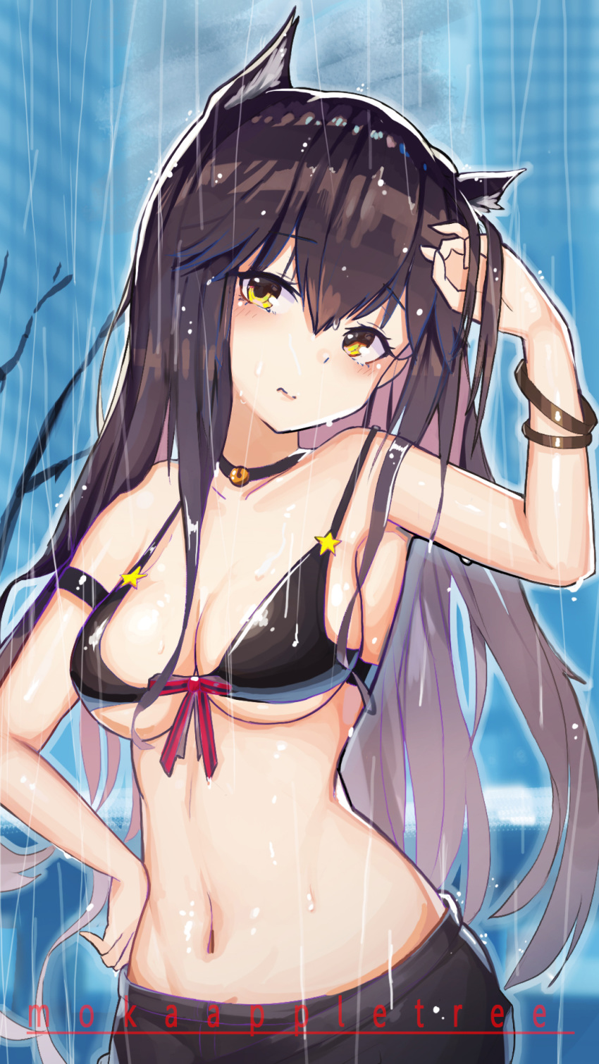 1girl animal_ears arknights arm_strap arm_up bangle bangs bare_arms bare_shoulders bikini_top black_bikini_top black_choker black_hair blush bracelet breasts choker commentary eyebrows_visible_through_hair hair_between_eyes hand_on_hip head_tilt highres jewelry long_hair looking_at_viewer medium_breasts navel rain solo stomach team_moka texas_(arknights) upper_body wolf_ears yellow_eyes