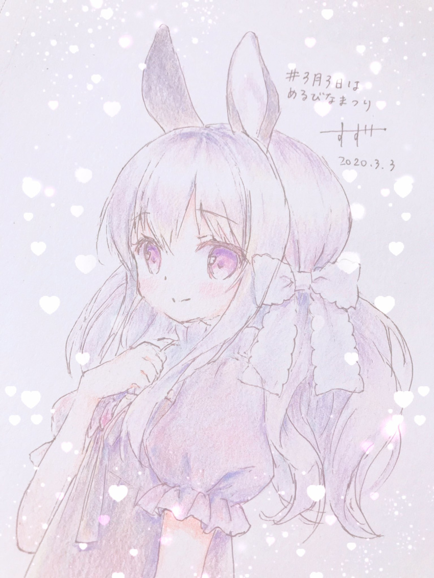 1girl animal_ears bangs blue_background blush bow chitosezaka_suzu closed_mouth commentary_request dated dress eyebrows_visible_through_hair hair_between_eyes hair_bow hand_up heart heart_background highres original puffy_short_sleeves puffy_sleeves purple_dress purple_hair rabbit_ears short_sleeves smile solo traditional_media translation_request upper_body violet_eyes white_bow