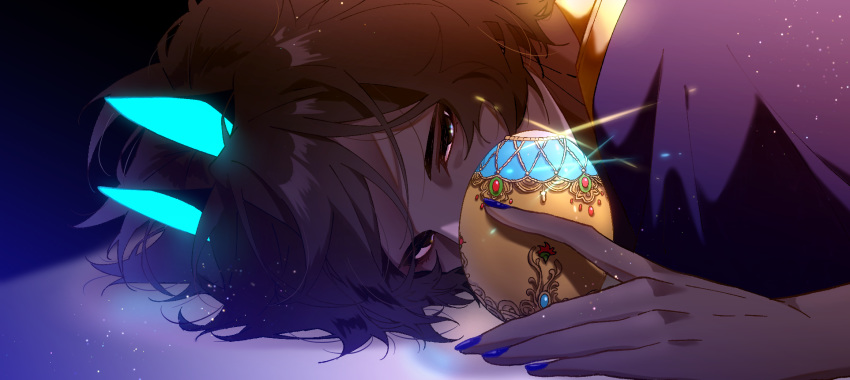 1boy arjuna_(fate/grand_order) arjuna_alter bangs black_hair blue_nails covered_mouth dark_skin dark_skinned_male fate/grand_order fate_(series) from_side glint glowing glowing_horns half-closed_eyes highres hukahire0313 light_particles looking_at_viewer lying male_focus nail_polish on_stomach upper_body