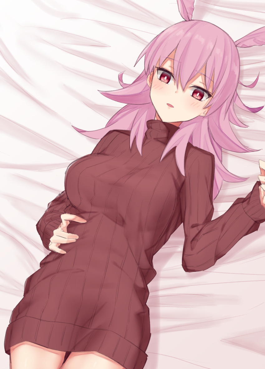 1girl blush breasts brown_dress brown_sweater dress elfenlied22 fate/grand_order fate_(series) head_wings highres hildr_(fate/grand_order) large_breasts looking_at_viewer lying medium_hair on_back on_bed open_mouth pink_hair red_eyes ribbed_sweater solo sweater sweater_dress valkyrie_(fate/grand_order)