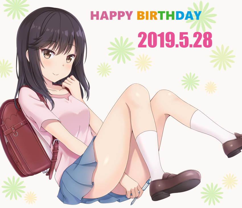 1girl arm_between_legs backpack bag bangs black_hair blue_skirt brown_eyes brown_footwear closed_mouth commentary darknessukaru dated english_text eyebrows_visible_through_hair floating happy_birthday highres holding holding_pen ichijou_hotaru loafers long_hair looking_at_viewer miniskirt non_non_biyori pen pink_shirt pleated_skirt randoseru shirt shoes short_sleeves skirt smile socks solo white_legwear