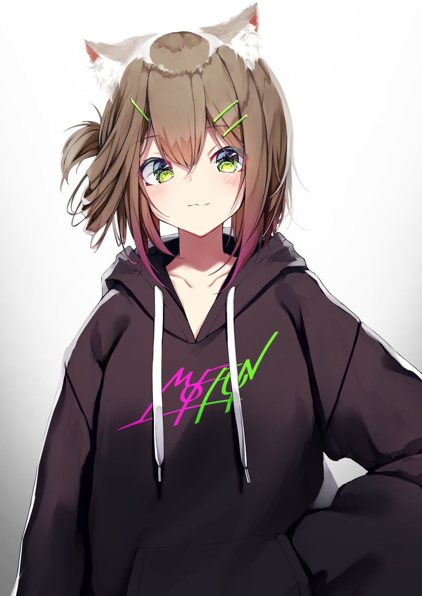 1girl :3 absurdres animal_ear_fluff animal_ears bangs black_hoodie brown_hair closed_mouth clothes_writing collarbone commentary_request drawstring eyebrows_visible_through_hair gradient gradient_background green_eyes grey_background hair_between_eyes hair_ornament hairclip hand_in_pocket highres hood hood_down hoodie long_sleeves looking_at_viewer mayogii one_side_up original puffy_long_sleeves puffy_sleeves solo upper_body white_background