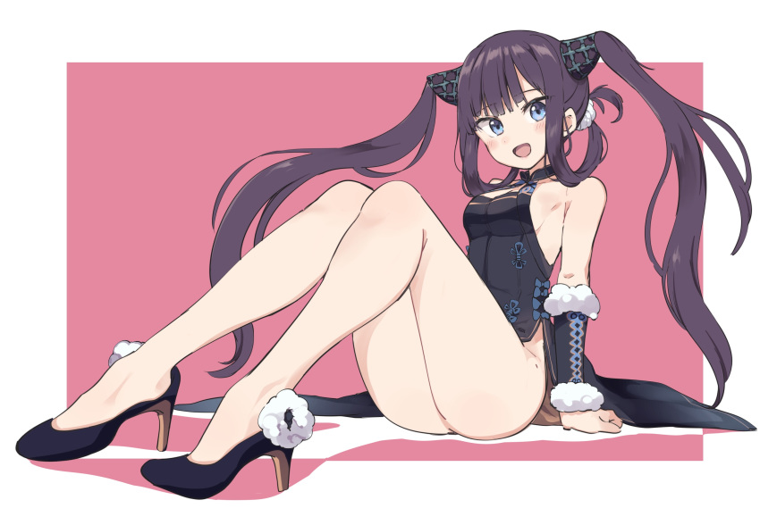 1girl bangs bare_shoulders black_dress black_footwear blue_eyes blush border breasts china_dress chinese_clothes detached_sleeves dress fate/grand_order fate_(series) hair_ornament high_heels highres knees_up legs long_hair looking_at_viewer medium_breasts open_mouth pink_background popii_(yuuta679) purple_hair side_slit sidelocks sitting solo twintails very_long_hair white_border yang_guifei_(fate/grand_order)