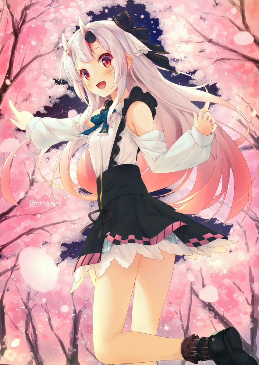 1girl bare_shoulders black_footwear black_skirt blush cherry_blossoms commentary detached_sleeves fang feet_out_of_frame highres hololive long_hair looking_at_viewer looking_back multicolored_hair nakiri_ayame night oni oni_horns open_mouth outdoors pointing red_eyes redhead shirt silver_hair skirt smile solo streaked_hair suspender_skirt suspenders tokoshibyra tree twisted_torso twitter_username virtual_youtuber walking white_shirt