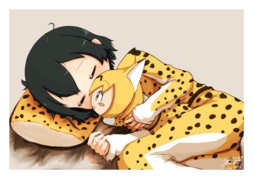 1girl alternate_costume artist_name bed_sheet black_hair character_doll closed_eyes commentary dated doll_hug kaban_(kemono_friends) kemono_friends long_sleeves lying nesoberi on_back pajamas pillow print_pajamas print_pillow sateraito1024 serval_(kemono_friends) serval_print short_hair signature simple_background sleeping sleeves_past_wrists solo