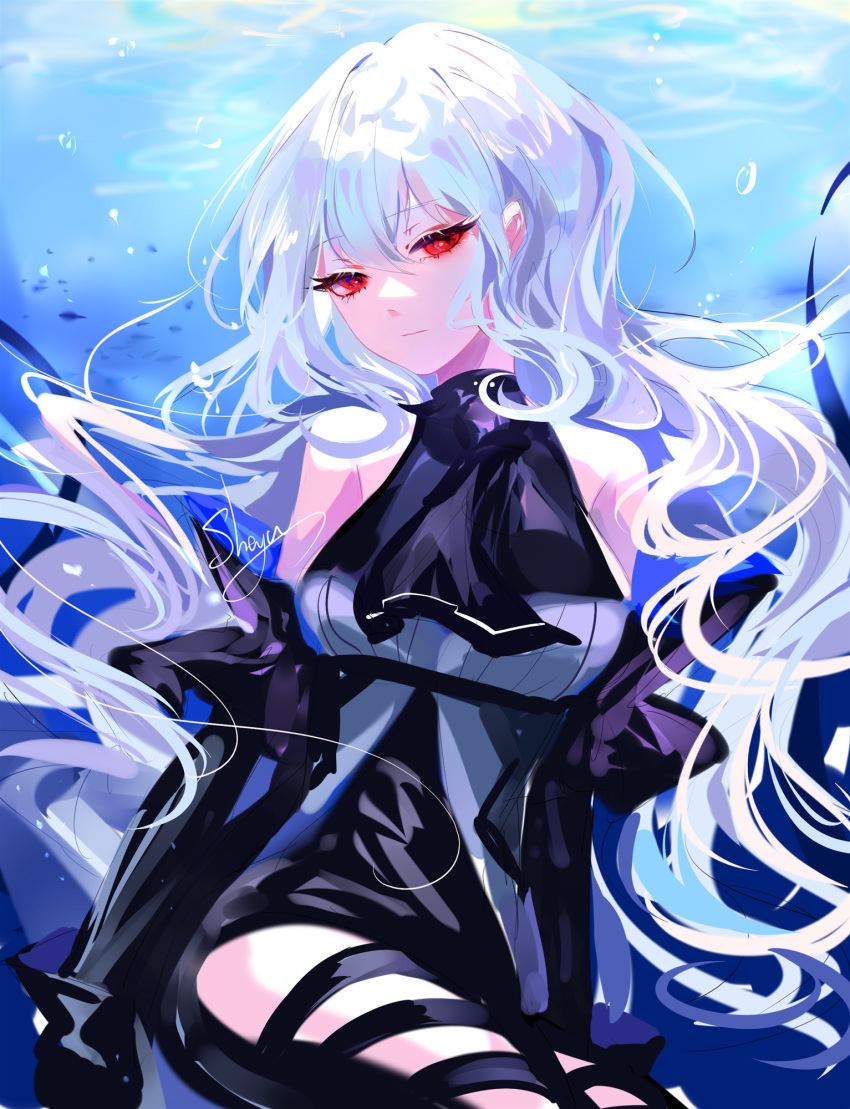 1girl arknights artist_name ascot bangs bare_shoulders black_gloves black_neckwear black_pants eyebrows_visible_through_hair gloves hair_between_eyes head_tilt highres leggings long_hair looking_at_viewer no_hat no_headwear pants red_eyes sheya signature silver_hair skadi_(arknights) solo thigh_cutout thighs very_long_hair