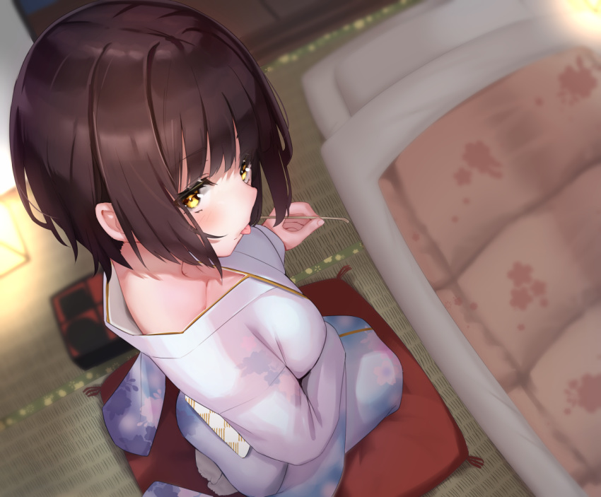 1girl blanket blurry breasts brown_hair commentary_request depth_of_field from_above holding japanese_clothes kimono large_breasts long_sleeves mattress mimikaki original pillow reinama seiza short_hair sitting socks solo tatami tongue tongue_out white_kimono wide_sleeves yellow_eyes yukata