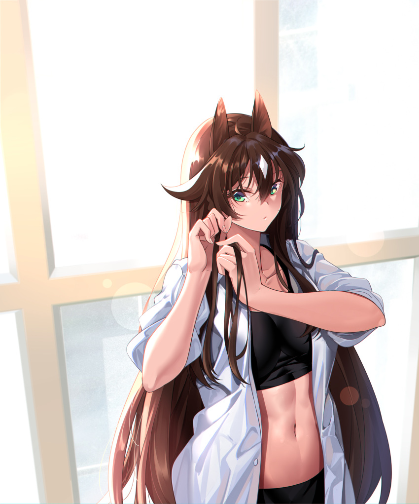 1girl absurdres animal_ears arknights bangs black_shirt brown_hair chinese_commentary commentary_request crop_top green_eyes hair_between_eyes hands_up highres long_hair looking_at_viewer meteor_(arknights) midriff navel open_clothes open_shirt shijie_jianfa shirt short_sleeves solo stomach upper_body very_long_hair white_shirt