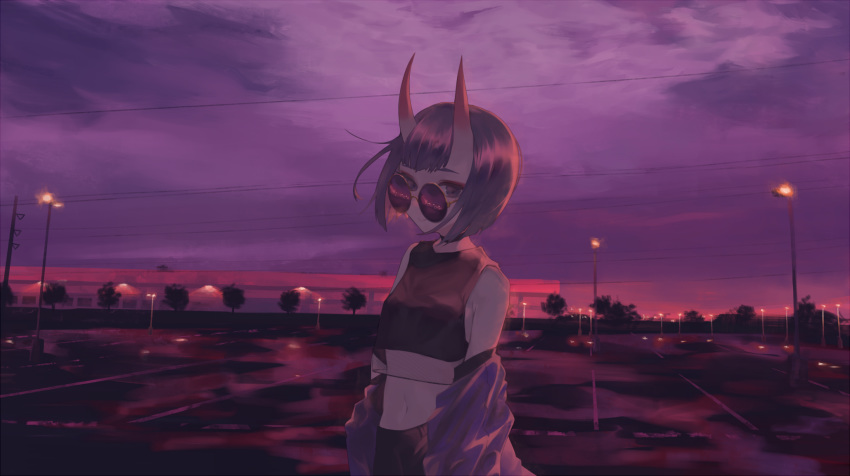 1girl alternate_costume bangs bare_shoulders black_shirt bob_cut breasts choker closed_mouth contemporary crop_top crop_top_overhang eyeliner fate/grand_order fate_(series) highres horns jacket litra_(ltr0312) long_sleeves looking_at_viewer makeup midriff navel off_shoulder oni oni_horns open_clothes open_jacket parking_lot purple_hair purple_jacket purple_sky scenery shirt short_eyebrows short_hair shuten_douji_(fate/grand_order) skin-covered_horns sleeveless sleeveless_shirt small_breasts smile solo sunglasses sunset twilight violet_eyes