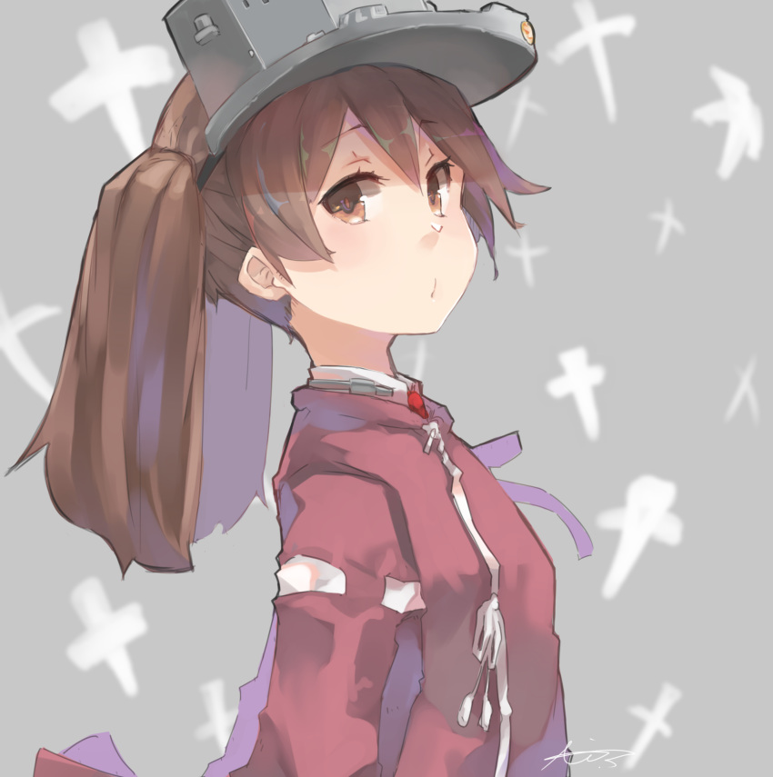 1girl akicosmossakasa blurry brown_eyes brown_hair depth_of_field flat_chest grey_background highres japanese_clothes kantai_collection kariginu long_hair looking_at_viewer magatama red_shirt ryuujou_(kantai_collection) shikigami shirt simple_background solo twintails upper_body visor_cap