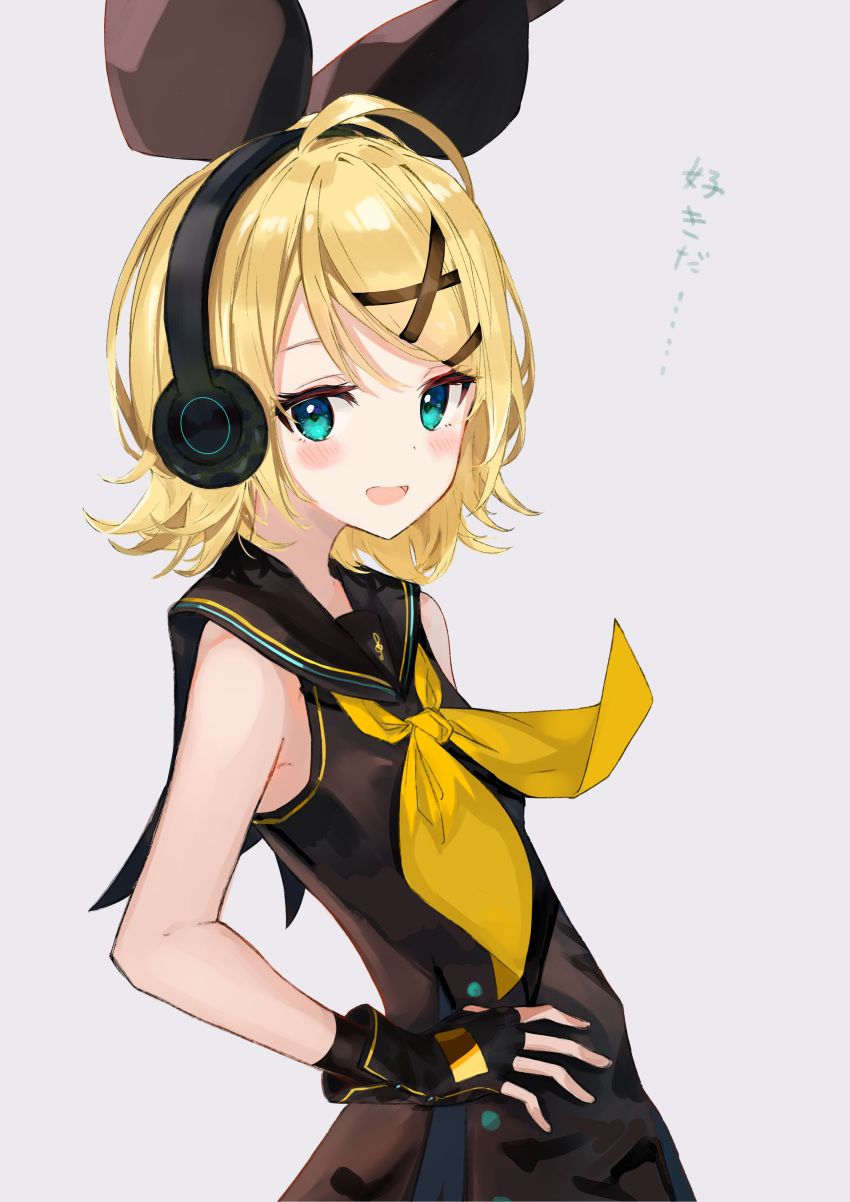 1girl absurdres aqua_eyes bangs black_bow black_collar black_dress black_gloves blonde_hair blush bow collar collared_dress commentary dress fingerless_gloves from_side gloves grey_background hair_bow hair_ornament hairclip half-closed_eyes hand_on_hip headphones highres kagamine_rin looking_at_viewer neckerchief note55885 open_mouth sailor_collar short_hair sleeveless sleeveless_dress smile solo swept_bangs translated upper_body vocaloid vocaloid_(sour-type_ver) yellow_neckwear
