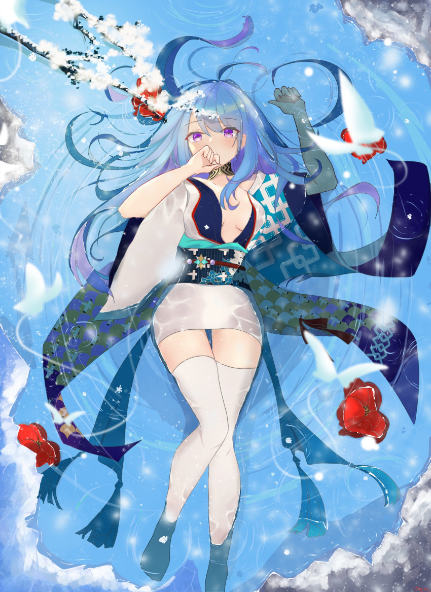 1girl absurdres azur_lane blue_hair gloves gloves_removed helena_(azur_lane) helena_(the_blue_bird's_new_year)_(azur_lane) highres japanese_clothes kimono long_hair obi open_clothes sash short_kimono single_glove solo thigh-highs vayneeeee violet_eyes