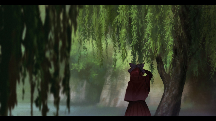 1girl bow cape foreshortening from_behind hair_bow hand_up highres one-hour_drawing_challenge outdoors purple_bow red_cape red_skirt redhead river sekibanki skirt solo suzu_(susan_slr97) touhou tree upper_body willow
