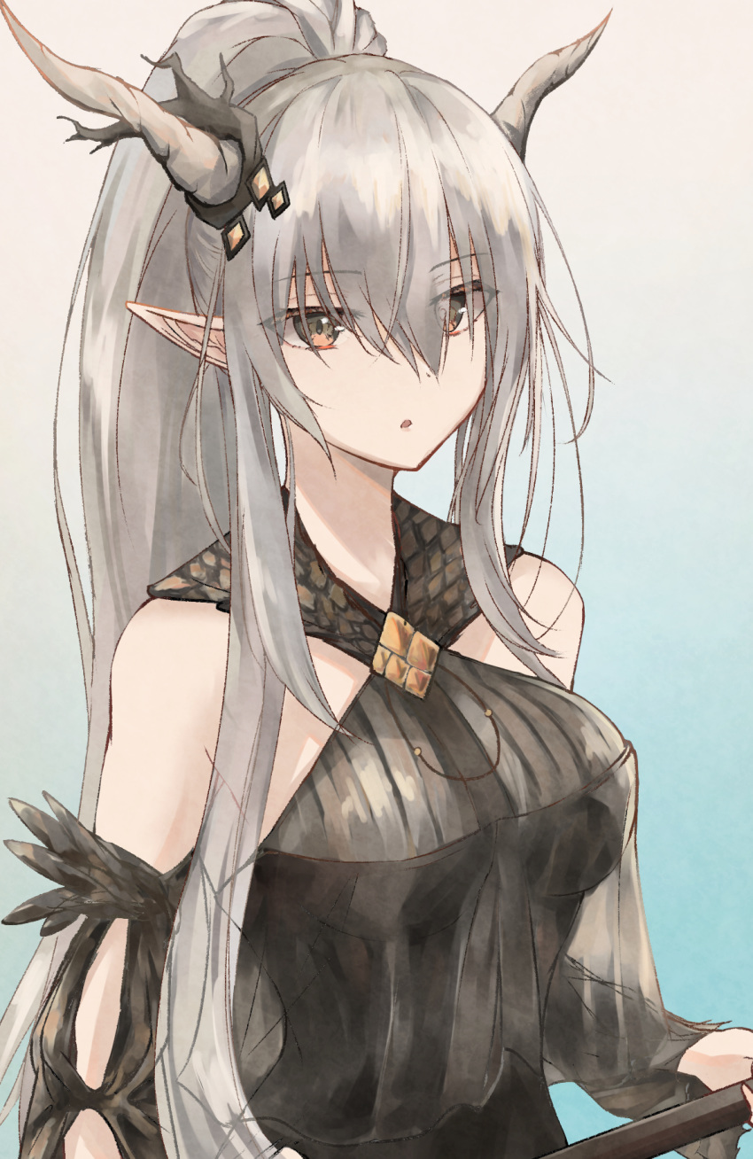 1girl alternate_costume arknights bangs bare_shoulders blue_background breasts brown_eyes commentary_request detached_sleeves eyebrows_visible_through_hair gradient gradient_background grey_background hair_between_eyes highres horns kiyakyuu long_hair long_ponytail long_sleeves looking_at_viewer medium_breasts parted_lips pointy_ears ponytail shining_(arknights) sidelocks silver_hair solo upper_body