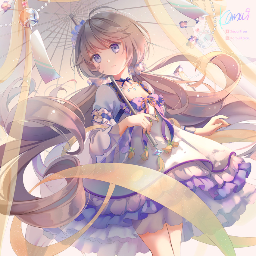 1girl artist_name bell blue_neckwear breasts collarbone commentary_request dress eyebrows_visible_through_hair flower hair_between_eyes hair_flower hair_ornament highres holding holding_umbrella houchi_shoujo kamui_(kamuikaoru) layered_dress light_brown_hair long_hair long_sleeves looking_at_viewer low_twintails neck_ribbon ribbon small_breasts solo twintails umbrella very_long_hair violet_eyes white_dress