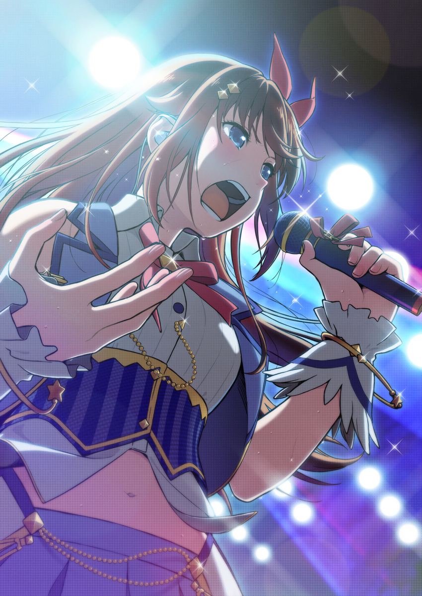 1girl blue_eyes brown_hair commentary_request glint highres holding holding_microphone hololive lens_flare long_hair microphone music navel open_mouth shirt shiwasu_takashi singing skirt solo sparkle spotlight sweat tokino_sora virtual_youtuber wrist_cuffs