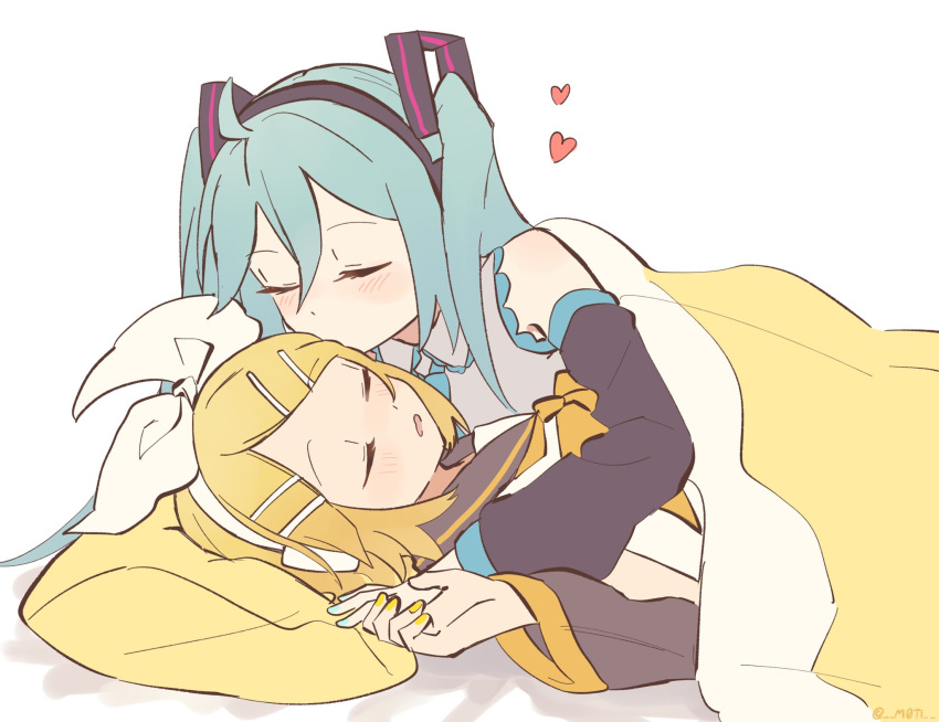 2girls aqua_eyes aqua_hair aqua_nails aqua_neckwear bangs bare_shoulders black_collar black_sleeves blanket blonde_hair bow closed_eyes collar commentary detached_sleeves forehead_kiss grey_collar grey_shirt grey_sleeves hair_bow hair_ornament hairclip hatsune_miku headphones heart highres kagamine_rin kiss kiss_day long_hair lying m0ti multiple_girls nail_polish neckerchief necktie on_back pillow sailor_collar school_uniform shirt short_hair sleeveless sleeveless_shirt swept_bangs twintails twitter_username under_covers upper_body vocaloid white_background white_bow white_shirt yellow_nails yellow_neckwear yuri