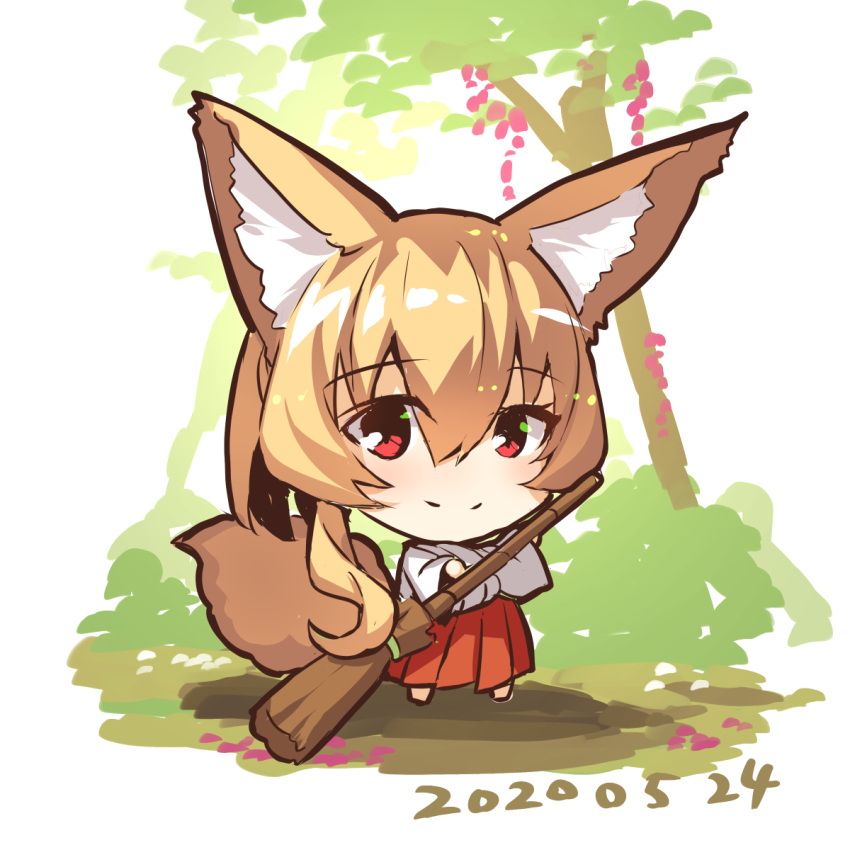 1girl animal_ear_fluff animal_ears bangs barefoot blonde_hair blush broom chibi closed_mouth commentary_request dated eyebrows_visible_through_hair fox_ears fox_girl fox_tail hair_between_eyes hakama highres holding holding_broom japanese_clothes kimono long_hair long_sleeves looking_at_viewer miko original red_eyes red_hakama smile solo standing tail tree very_long_hair white_background white_kimono wide_sleeves yuuji_(yukimimi)