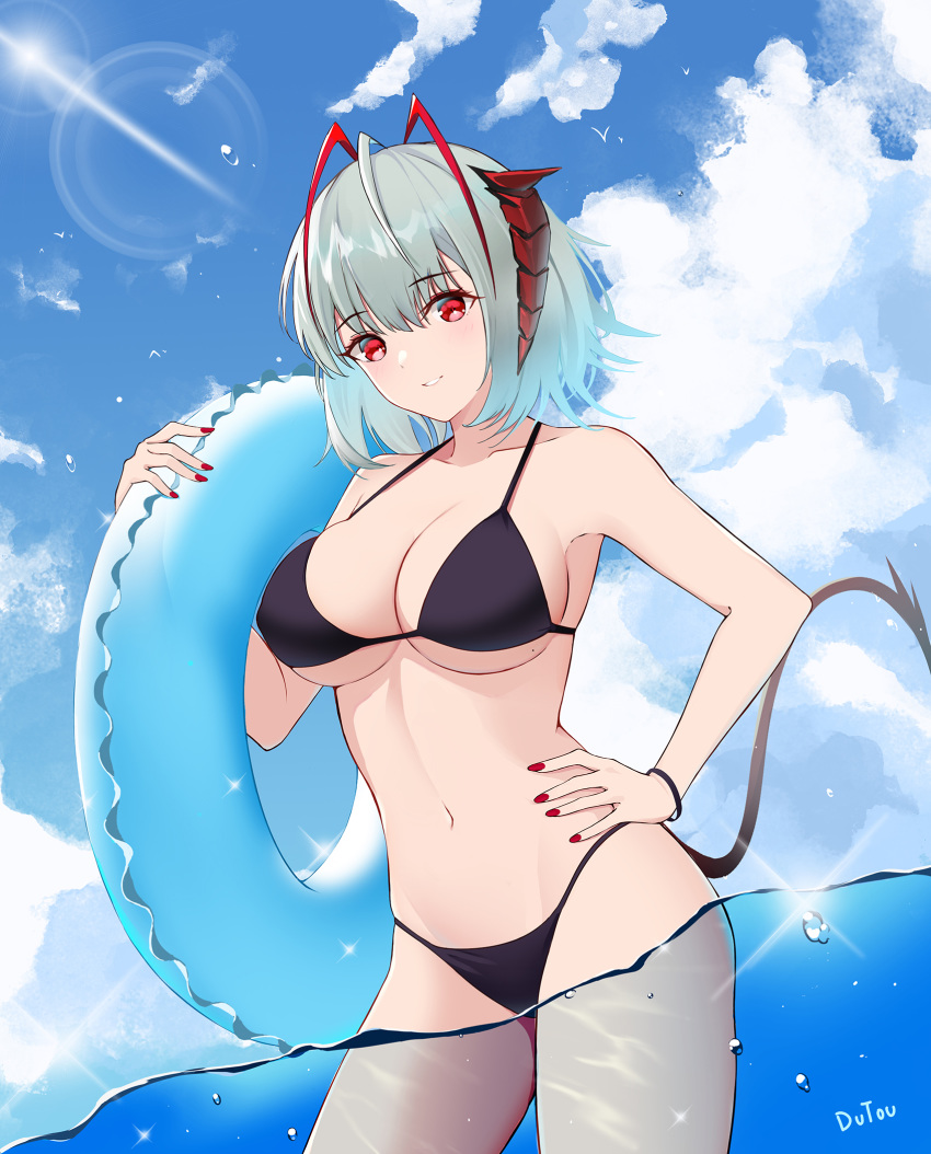 1girl air_bubble aqua_hair arknights bangs bikini black_bikini blue_sky blush bracelet breasts bubble clouds collarbone day dutou eyebrows_visible_through_hair glint hand_on_hip hand_up highlights highres holding horns innertube jewelry large_breasts looking_at_viewer multicolored_hair nail_polish navel parted_lips partially_submerged red_eyes red_nails redhead short_hair silver_hair sky smile solo streaked_hair swimsuit tail under_boob w_(arknights)