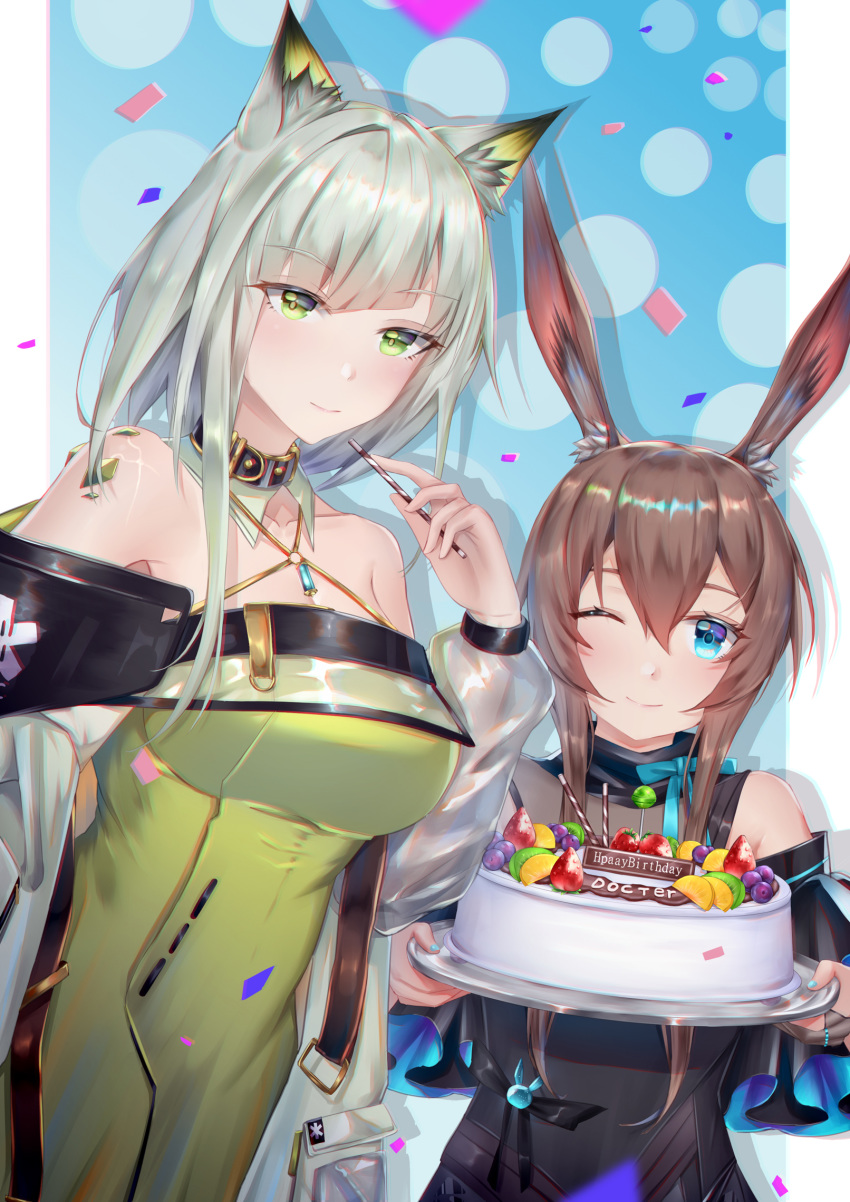 2girls ;) alternate_costume amiya_(arknights) animal_ear_fluff animal_ears arknights bangs bare_shoulders black_dress blue_background blue_eyes blue_ribbon blush breasts brown_hair cake candy commentary_request dress drop_shadow eyebrows_visible_through_hair food green_dress green_eyes hand_up highres holding holding_plate kal'tsit_(arknights) lollipop long_hair long_sleeves looking_at_viewer medium_breasts multiple_girls off-shoulder_dress off_shoulder one_eye_closed ore_lesion_(arknights) plate rabbit_ears ribbon sidelocks silver_hair sking smile upper_body