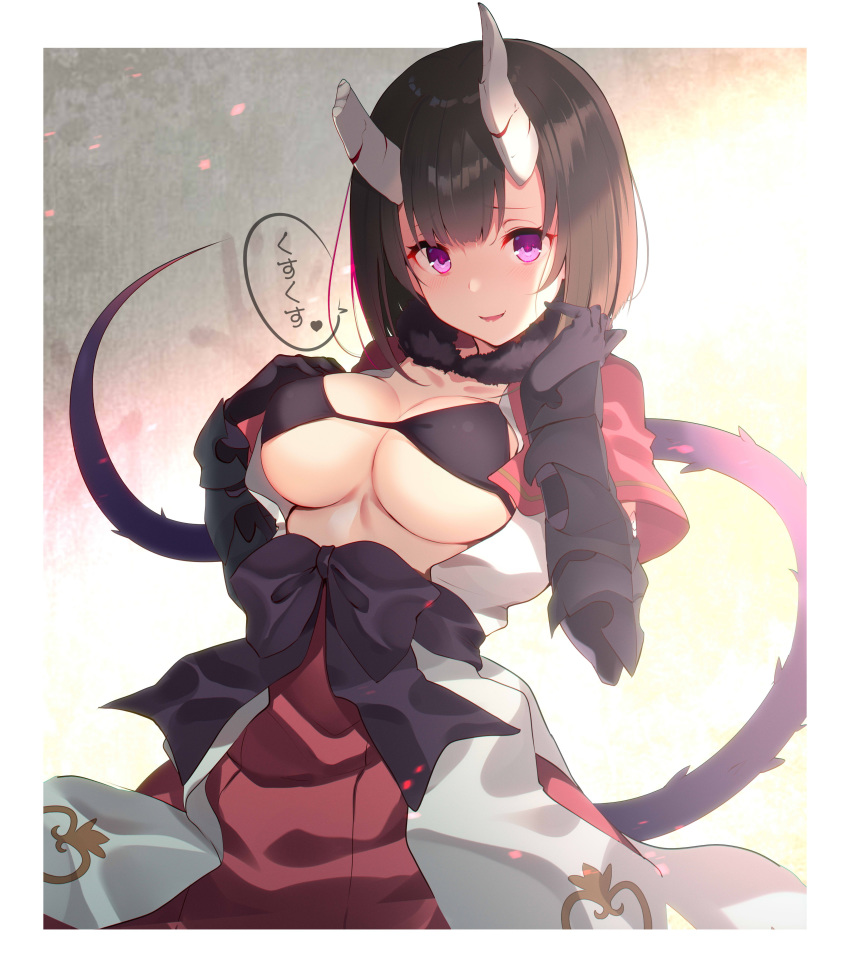 1girl absurdres bangs black_gloves black_hair blush breasts broken_horn capelet commentary_request eriko_(princess_connect!) eyebrows_visible_through_hair gloves highres horns kujou_ichiso large_breasts looking_at_viewer princess_connect! princess_connect!_re:dive red_capelet smile solo spiked_tail tail translation_request violet_eyes