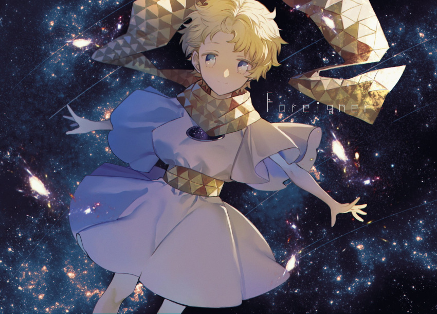 1boy albino_(a1b1n0623) baggy_clothes bangs blonde_hair blue_eyes blush bright_pupils fate/grand_order fate_(series) glowing highres looking_at_viewer male_focus open_hands parted_bangs robe scarf shooting_star short_sleeves simple_background sky smile solo space star star_(sky) starry_background starry_sky voyager_(fate/requiem) yellow_scarf