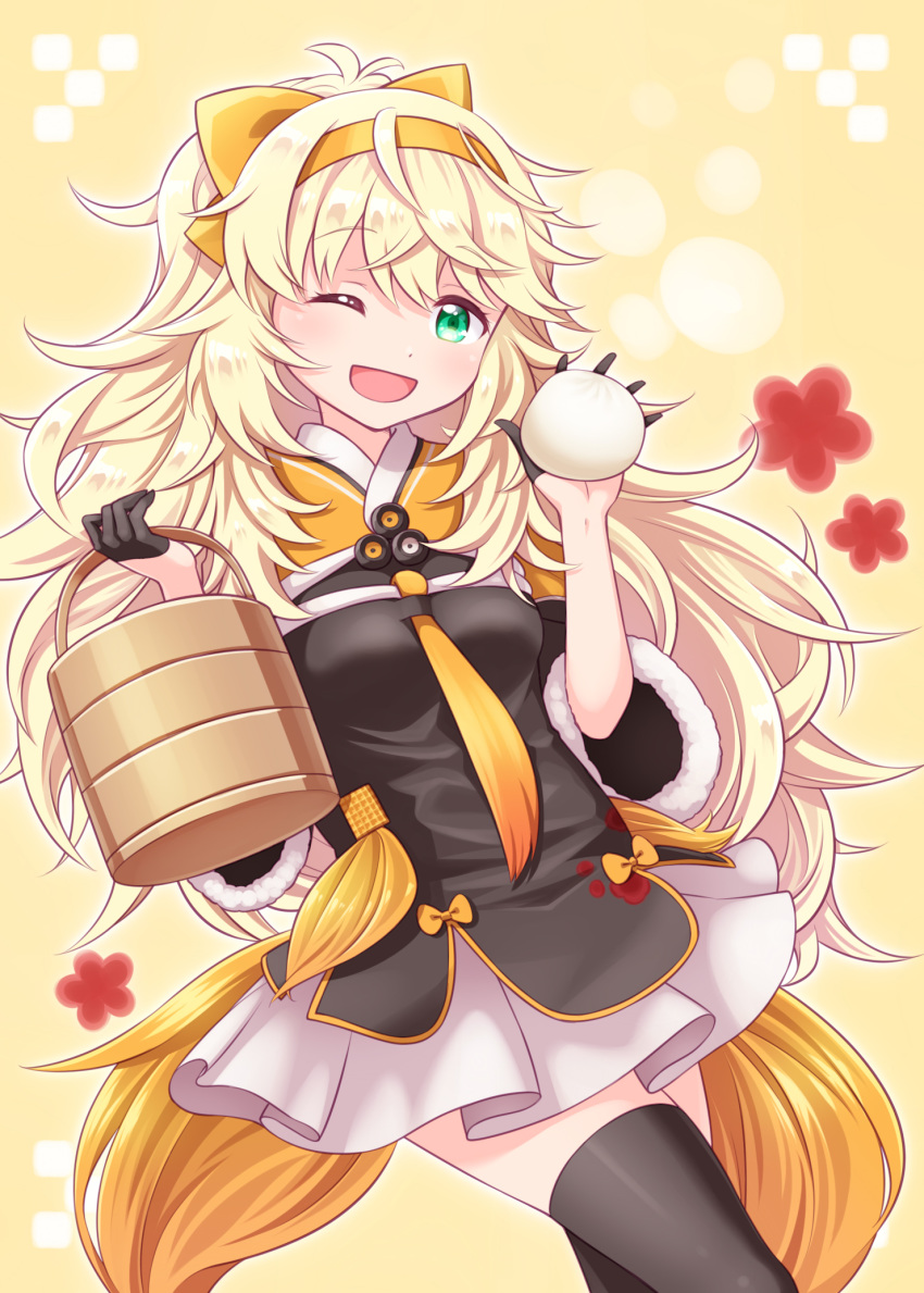 1girl ;d bamboo_steamer bangs baozi beige_background black_dress black_gloves black_legwear blonde_hair blush bow breasts commentary_request dress eyebrows_visible_through_hair food fur-trimmed_sleeves fur_trim girls_frontline gloves green_eyes hair_between_eyes hair_bow hairband half_gloves hands_up haradaiko_(arata_himeko) highres holding holding_food long_hair looking_at_viewer one_eye_closed open_mouth orange_bow orange_hairband pleated_skirt s.a.t.8_(girls_frontline) skirt small_breasts smile solo thigh-highs very_long_hair white_skirt wide_sleeves
