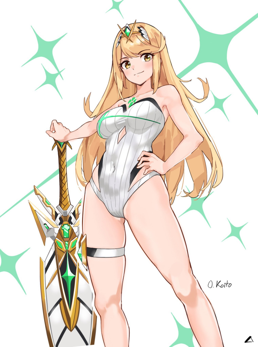 1girl bangs bare_arms bare_legs blonde_hair breasts chest_jewel covered_navel eyebrows_visible_through_hair feet_out_of_frame hand_on_hip highres large_breasts long_hair oliver_koito one-piece_swimsuit skindentation smile solo swept_bangs swimsuit sword thigh_strap tiara very_long_hair weapon white_background white_swimsuit xenoblade_(series) xenoblade_2