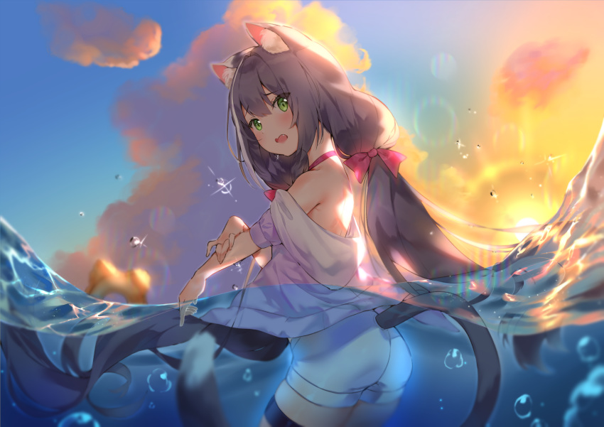 1girl animal_ears ass black_hair bow cat_ears cat_tail cheli_(kso1564) clouds green_eyes hair_bow highres karyl_(princess_connect!) legband looking_at_viewer low_twintails multicolored_hair ocean off_shoulder open_mouth princess_connect! princess_connect!_re:dive shorts streaked_hair submerged sunset swimsuit tail twintails water