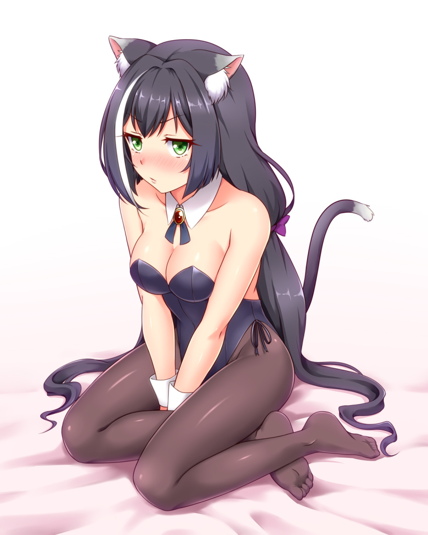 1girl animal_ear_fluff animal_ears bare_shoulders black_hair blush breasts bunnysuit cat_ears cat_tail closed_mouth collarbone commentary_request detached_collar green_eyes highres karyl_(princess_connect!) long_hair looking_at_viewer low_twintails medium_breasts multicolored_hair pantyhose princess_connect! princess_connect!_re:dive rabbit_ears simple_background solo streaked_hair surume_(clavis) tail twintails white_background white_hair