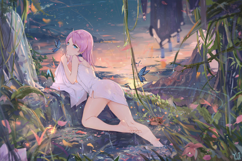 1girl absurdres alternate_hairstyle arknights ass bangs bare_arms bare_legs bare_shoulders barefoot blue_eyes blue_poison_(arknights) bug butterfly chinese_commentary commentary_request dusk hair_down highres insect long_hair looking_at_viewer naked_towel parted_lips pink_hair solo thighs towel water yajuu