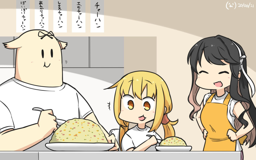 2girls alternate_costume apron black_hair blonde_hair closed_eyes commentary_request eating food fried_rice hamu_koutarou highres indoors kantai_collection long_hair low_twintails multicolored_hair multiple_girls naganami_(kantai_collection) pink_hair satsuki_(kantai_collection) shirt sign sleeves_rolled_up t-shirt the_yuudachi-like_creature twintails two-tone_hair upper_body wavy_hair white_shirt yellow_apron yellow_eyes