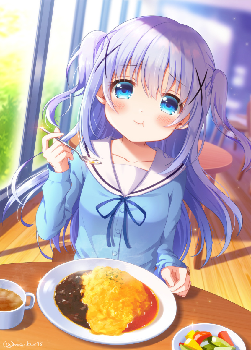1girl :t bangs blue_eyes blurry blurry_background blush collarbone commentary cup day depth_of_field eating eyebrows_visible_through_hair food gochuumon_wa_usagi_desu_ka? hair_between_eyes hair_ornament hand_up highres holding holding_spoon indoors kafuu_chino lavender_hair long_hair long_sleeves looking_at_viewer mozukun43 omurice plate smile solo spoon table twitter_username two_side_up upper_body window wooden_floor x_hair_ornament